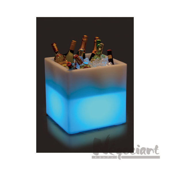 光るボトルクーラー スクエア(充電式)(1個)