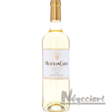 ムートン カデ ブラン