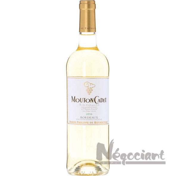 ムートン カデ ブラン